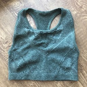 Alo Lark Crop top. Size Small. Hunter green